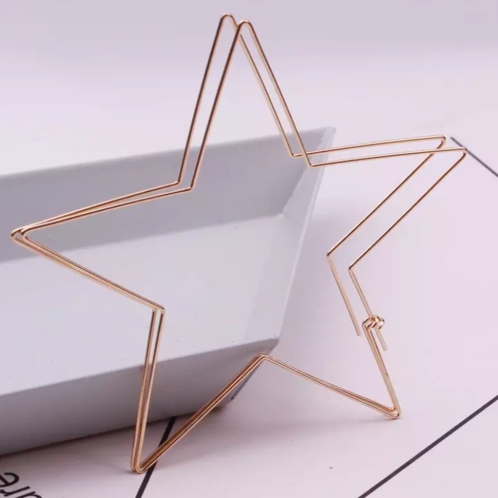 New Alloy Gold Star ⭐️ Earrings